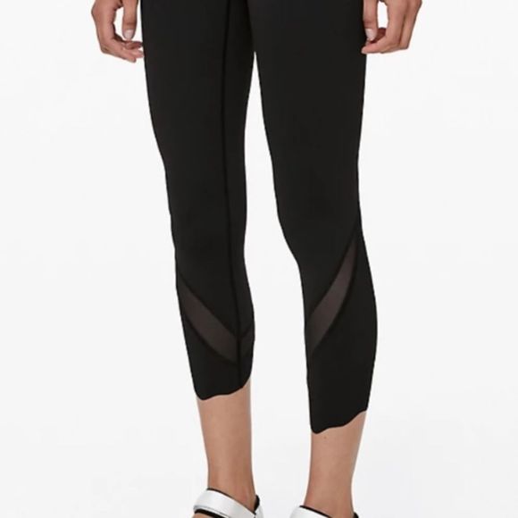 Lululemon - Picture 2 of 10